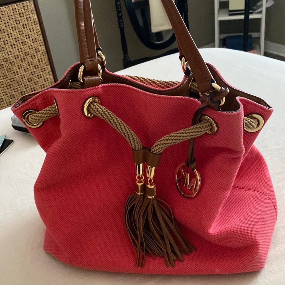 Michael Kors Coral Anchor Bag